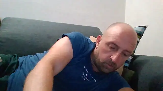 Snapshot of luca_beech88 chatting on 25, 6, 2026 luca beech88 online show from 25, 6, 2026