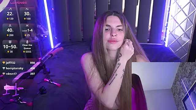 Snapshot of DanielaReign chatting on 5, 6, 2026 DanielaReign online show from 5, 6, 2026