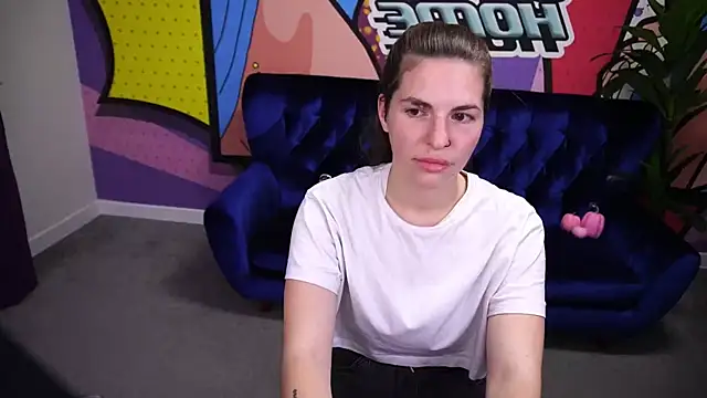 Snapshot of DanielaReign chatting on 3, 11, 2025 DanielaReign online show from 3, 11, 2025