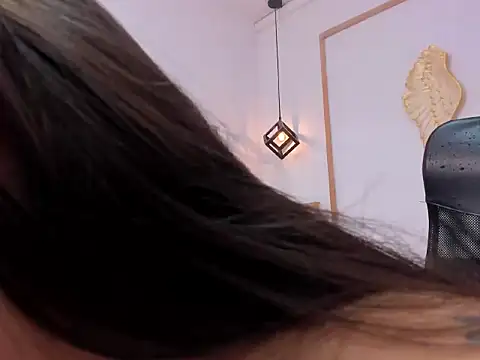 Snapshot of Ana_Muller19 chatting on 30, 11, 2025 Ana Muller19 online show from 30, 11, 2025