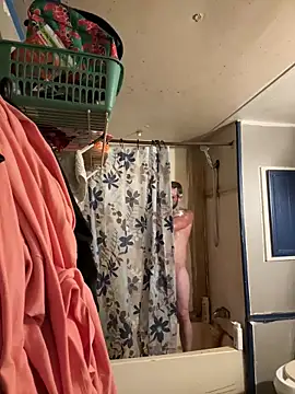 bkuterbach2015 online show from 16, 12, 2025