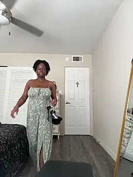 ladiosa selene online show from 1, 3, 2026