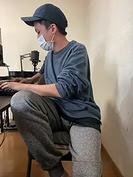 Snapshot of RYUTA_9911 chatting on 3, 11, 2025 RYUTA 9911 online show from 3, 11, 2025