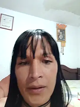 Snapshot of PaulinaLondra2 chatting on 5, 11, 2025 PaulinaLondra2 online show from 5, 11, 2025