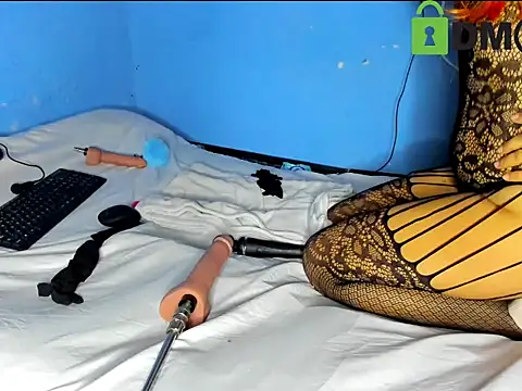 cristalsolei online show from 16, 4, 2026