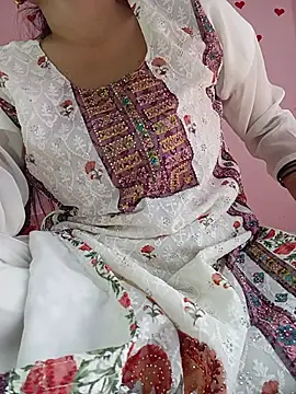 Snapshot of Saniya76 chatting on 19, 6, 2026 Saniya76 online show from 19, 6, 2026