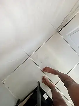 Snapshot of UNCLEZESTYY chatting on 29, 11, 2025 UNCLEZESTYY online show from 29, 11, 2025