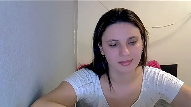 KiraHoney online show from 6, 3, 2026