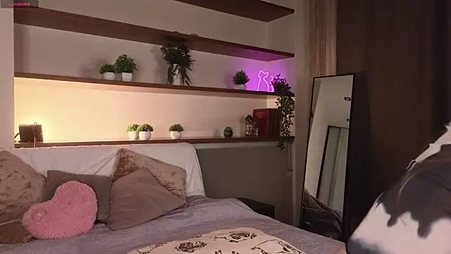 JeanToh online show from 12, 4, 2026