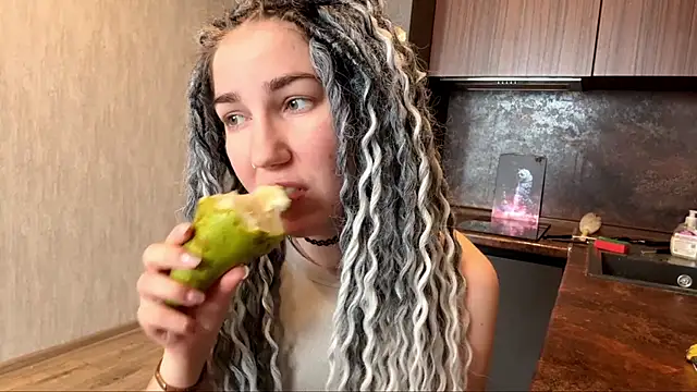 GeraldineStevenson online show from 3, 3, 2026