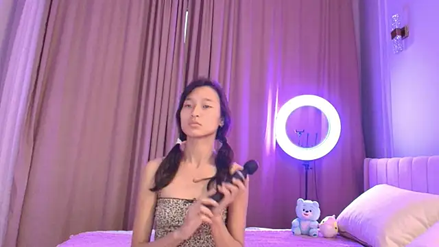 lihnpham online show from 15, 11, 2025