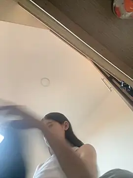 Snapshot of Emily_6783 chatting on 6, 11, 2025 Emily 6783 online show from 6, 11, 2025