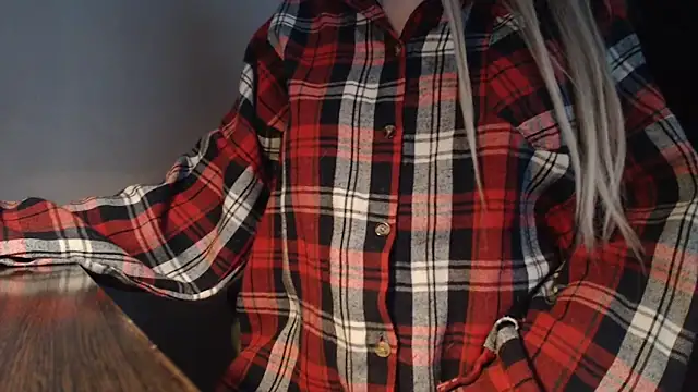 charm  me online show from 23, 4, 2026