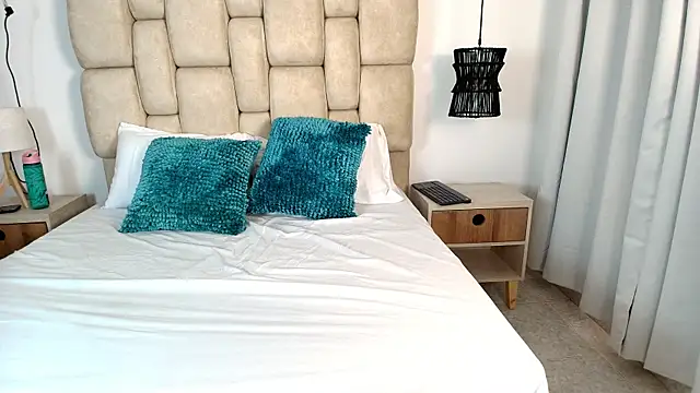 KimberlyFox t online show from 5, 11, 2025