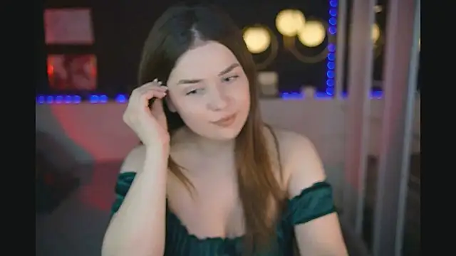 Snapshot of melanie_neal chatting on 5, 11, 2025 melanie neal online show from 5, 11, 2025