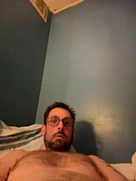 Snapshot of biggdaddyandqueenn chatting on 17, 11, 2025 biggdaddyandqueenn online show from 17, 11, 2025