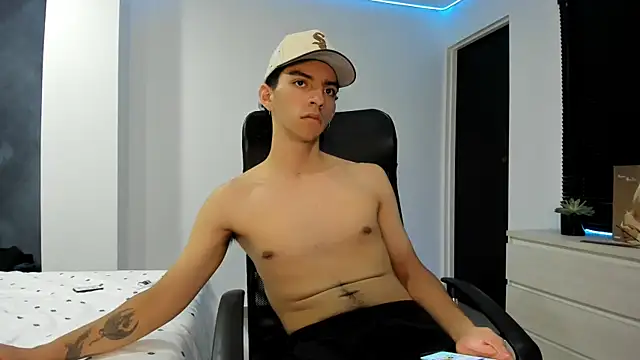 Snapshot of _rhys_jagger chatting on 9, 11, 2025 rhys jagger online show from 9, 11, 2025