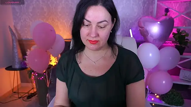 VelvetLuck online show from 17, 2, 2026