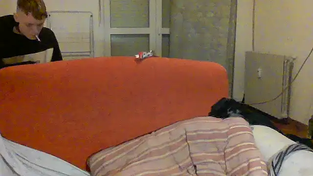 Snapshot of 00Travsharongomez chatting on 13, 11, 2025 00Travsharongomez online show from 13, 11, 2025