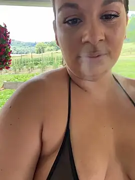 Snapshot of thickfarmtwat chatting on 7, 6, 2026 thickfarmtwat online show from 7, 6, 2026