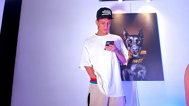 Snapshot of stiven_24cm chatting on 6, 11, 2025 stiven 24cm online show from 6, 11, 2025