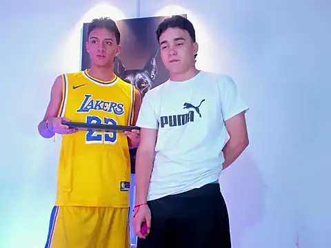 Snapshot of stiven_24cm chatting on 9, 11, 2025 stiven 24cm online show from 9, 11, 2025