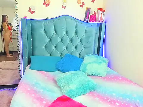 Aurora sky9 online show from 20, 12, 2025