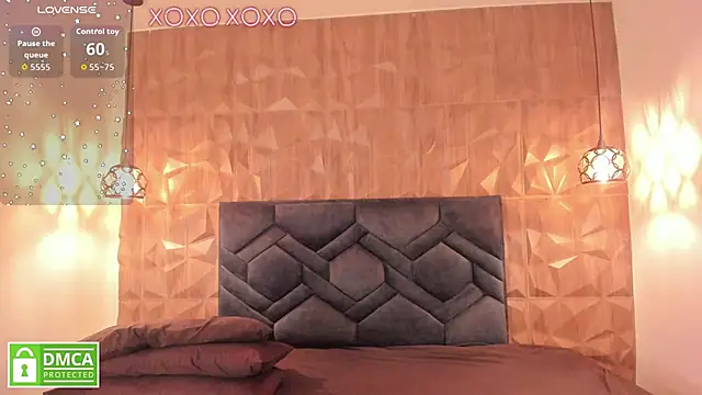 Kiara velvet   online show from 8, 1, 2026