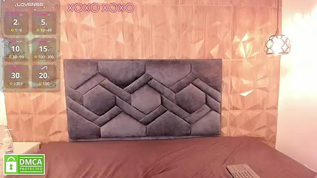 Kiara velvet   online show from 14, 1, 2026