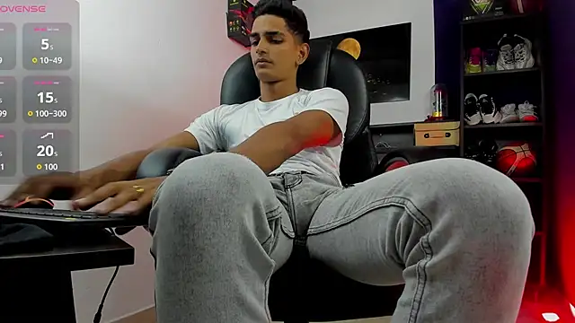 Snapshot of Alex_king27 chatting on 16, 7, 2026 Alex king27 online show from 16, 7, 2026