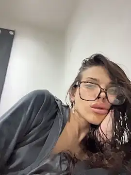 zowi101 online show from 17, 12, 2025