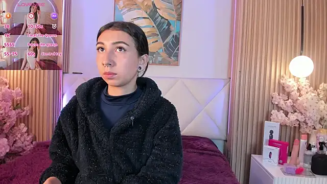 Isabella Crofts online show from 7, 6, 2026