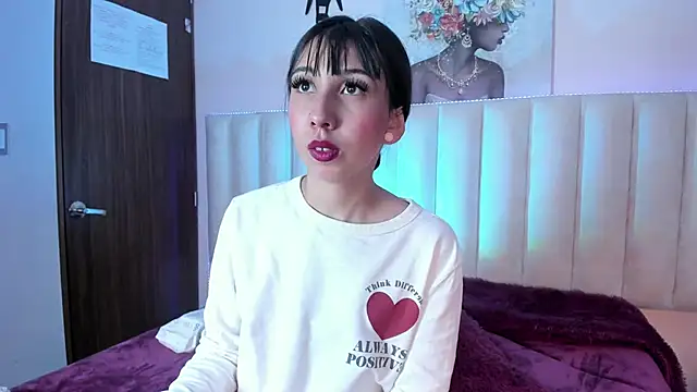 Isabella Crofts online show from 23, 12, 2025