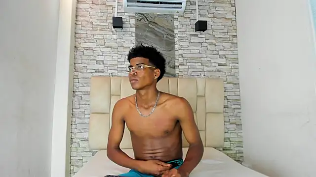 XAVI LEE online show from 26, 11, 2025