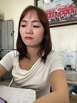 Snapshot of Bana-gibee chatting on 23, 4, 2026 Bana-gibee online show from 23, 4, 2026