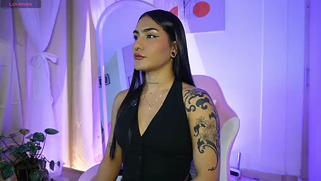 Snapshot of Nikita_luan chatting on 8, 8, 2026 Nikita luan online show from 8, 8, 2026