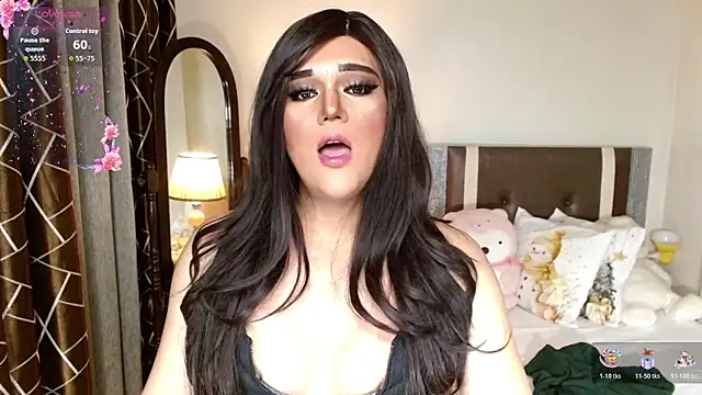 AmazingDivina online show from 22, 11, 2025