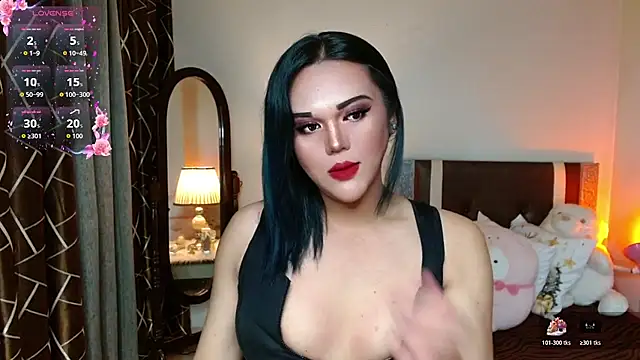 AmazingDivina online show from 1, 12, 2025