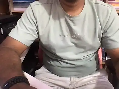Snapshot of KingCobra_07 chatting on 2, 4, 2026 KingCobra 07 online show from 2, 4, 2026