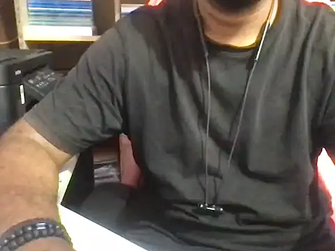 Snapshot of KingCobra_07 chatting on 8, 4, 2026 KingCobra 07 online show from 8, 4, 2026