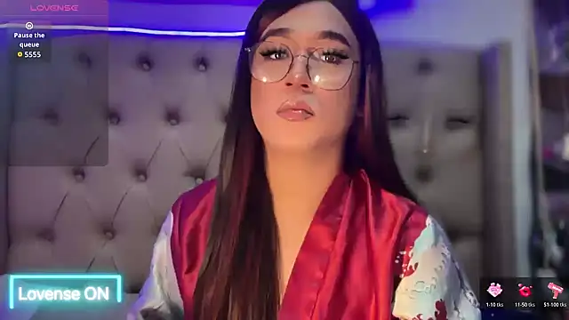 Snapshot of desirable_miya chatting on 28, 4, 2026 desirable miya online show from 28, 4, 2026