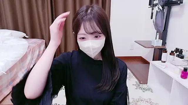 Snapshot of -aotan- chatting on 24, 11, 2025 -aotan- online show from 24, 11, 2025