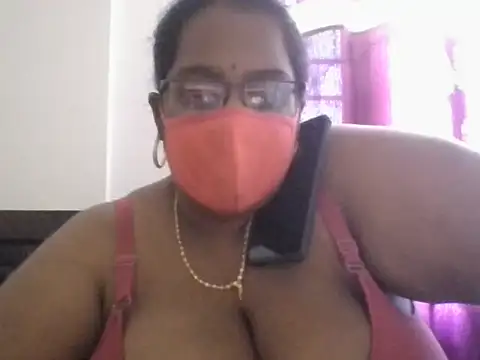 hootypriya online show from 8, 4, 2026