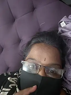 hootypriya online show from 12, 6, 2026