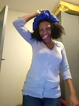 Mommy Sienna online show from 6, 5, 2026