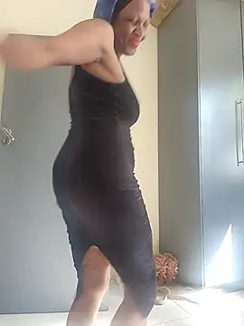 Mommy Sienna online show from 3, 6, 2026