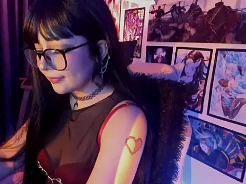 Snapshot of LilithMyers chatting on 30, 11, 2025 LilithMyers online show from 30, 11, 2025