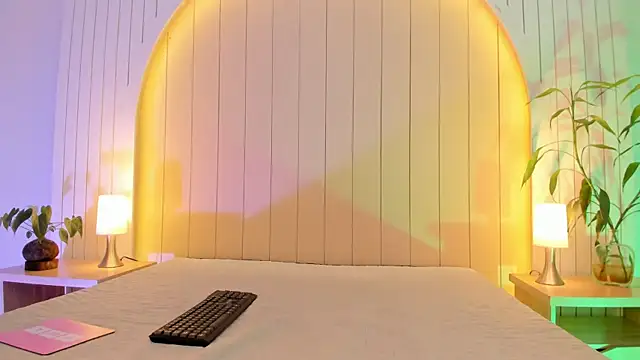 ManuRivera  online show from 5, 11, 2025