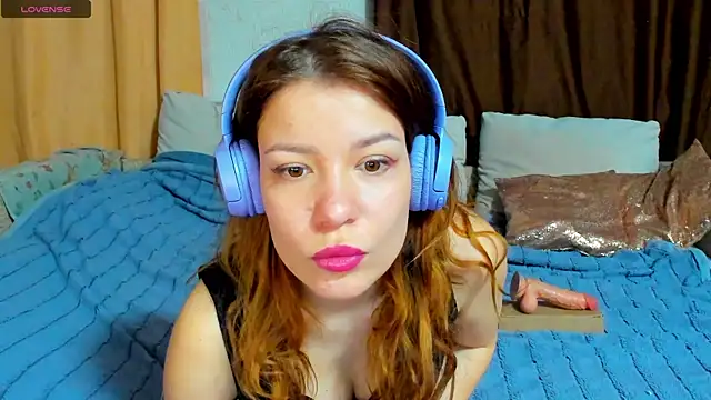 Eva purrr  online show from 5, 4, 2026