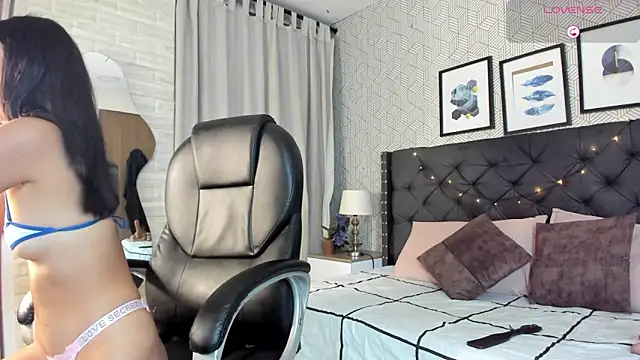 valentina  desire online show from 25, 3, 2026